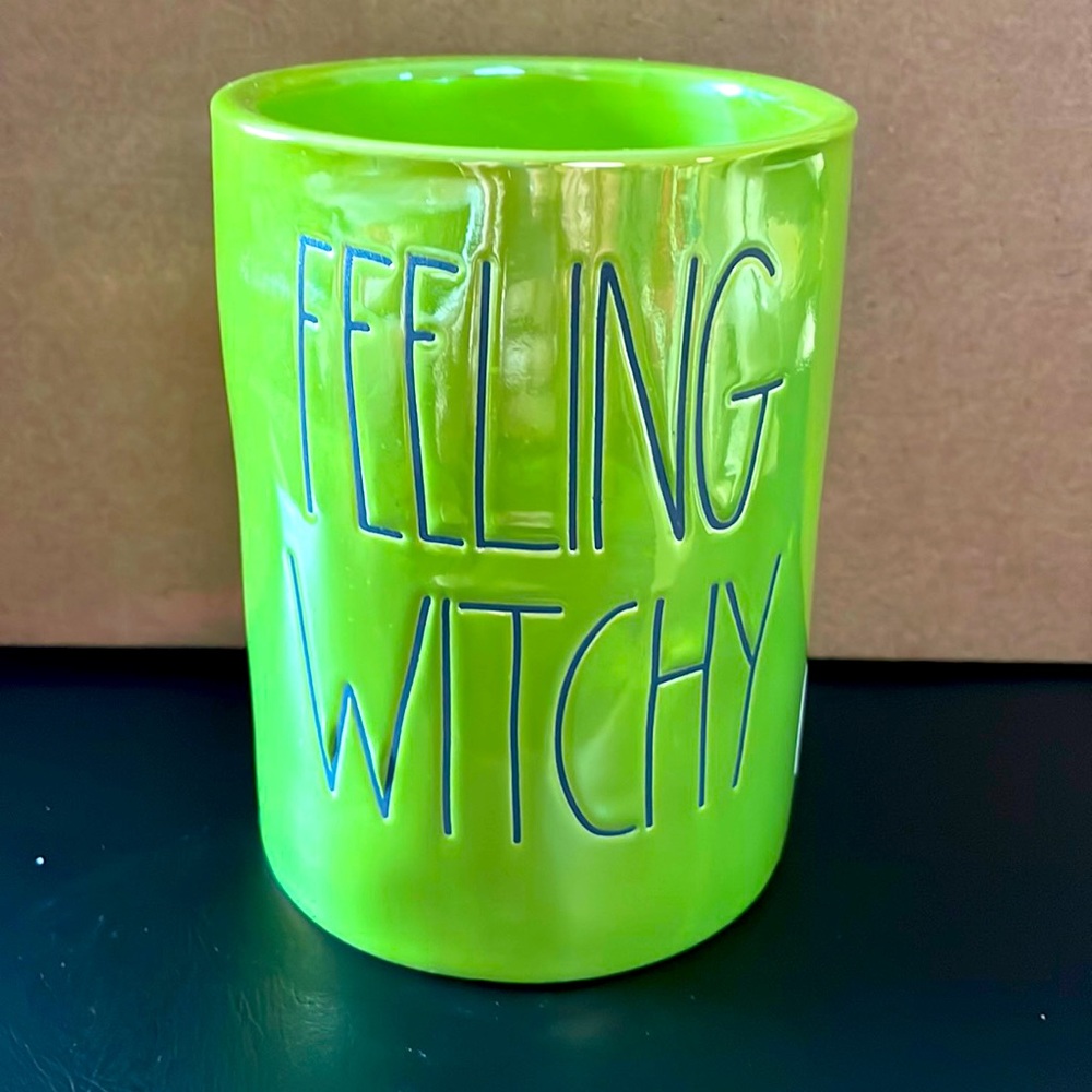 Rae Dunn Feeling Witchy Iridescent Apple Cider Scented Candle NEW